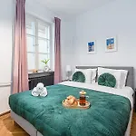 Daire Lumina 3-room Near The Royal Castle Varşova